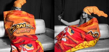 チートス 寝袋 cheetos nap sack