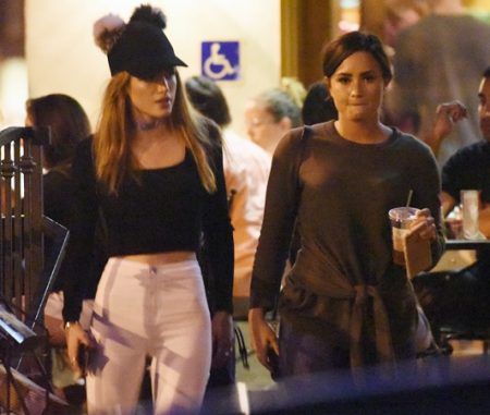 デミ・ロヴァート Demi Lovato ベラ・ソーン Bella Thorne 女子会ディナー