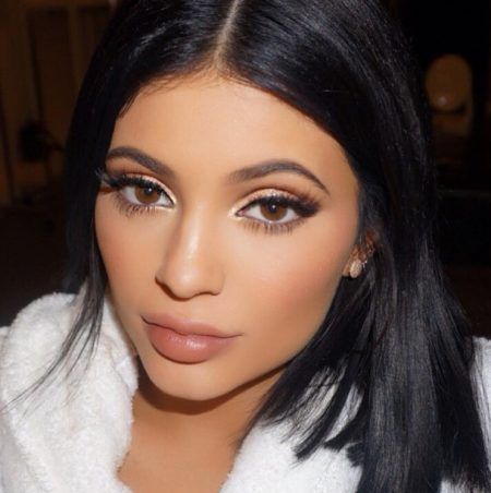 カイリー・ジェナー つけまつ毛 Kylie Jenner