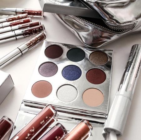 カイリー・ジェナー Kylie Jenner Kylie Cosmetics カイリー・コスメティックス リップキット ホリデーコレクション
