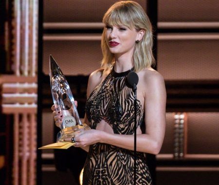 テイラー・スィフト Taylor Swift
