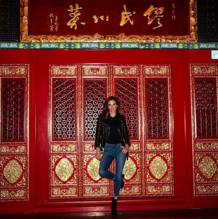 ヴィクトリアズシークレット ヴィクシー モデル アレッサンドラ・アンブロジオ 中国