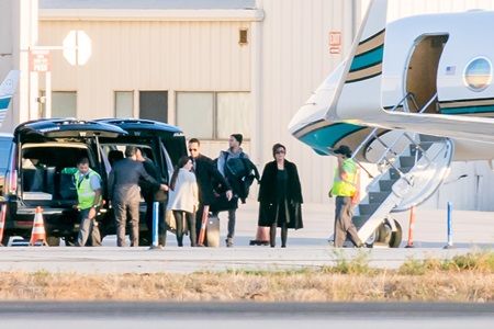 クリス・ジェナー カニエ・ウェスト 病院 お見舞い